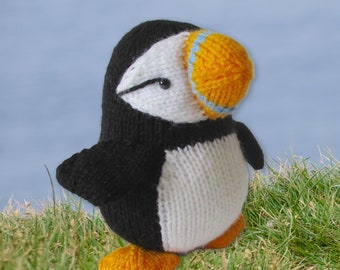 Huffin' Puffin toy knitting pattern