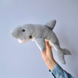 Great White Shark toy knitting patterns