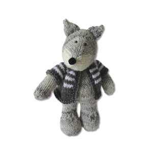 Gray Wolf toy knitting patterns image 1