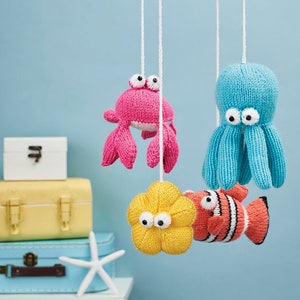 Sea Babies Mobile toy knitting pattern image 1