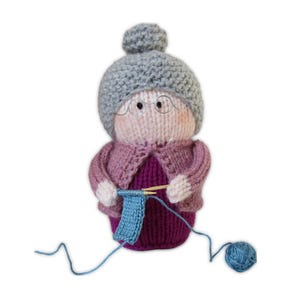 Modèle de tricot pour poupée grand-mère (PDF)