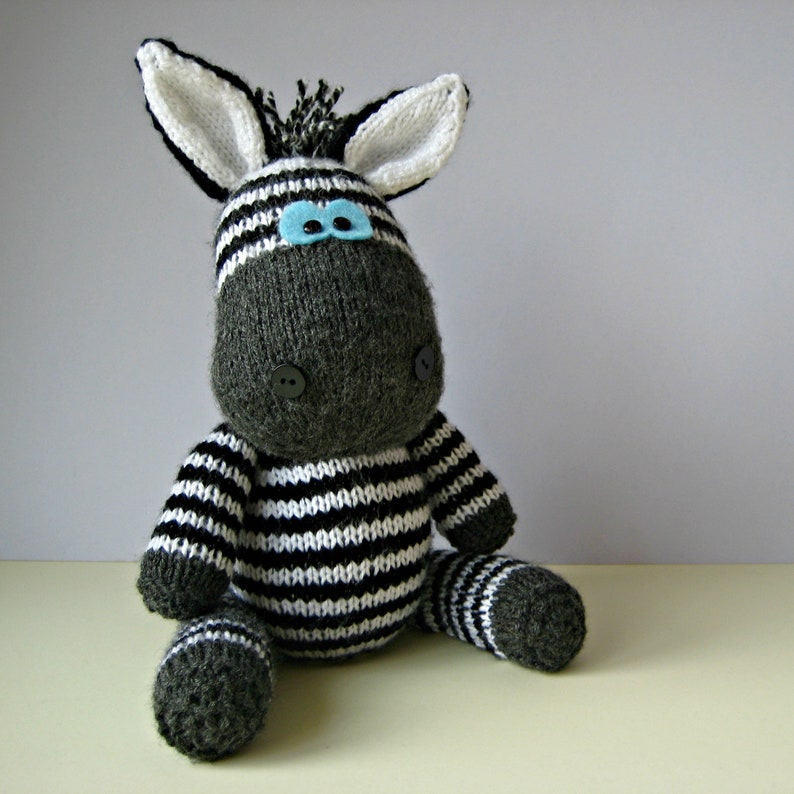 Gerry Giraffe and Ziggy Zebra toy knitting patterns image 6