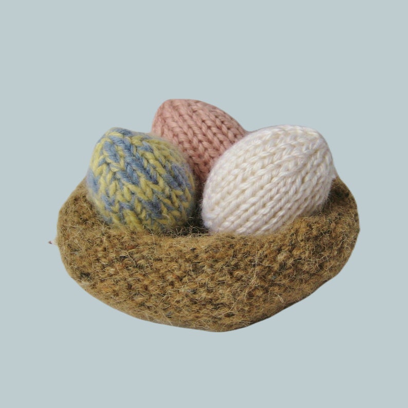 Juggle birdies nest and egg toy knitting patterns image 4