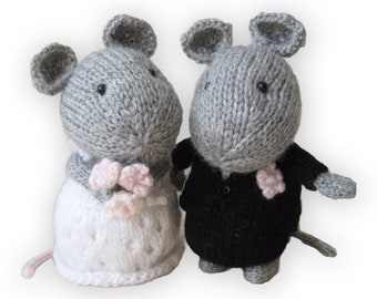 Wedding Mice bride and groom toy knitting patterns