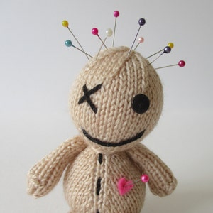 Voodoo Doll toy knitting pattern zdjęcie 4