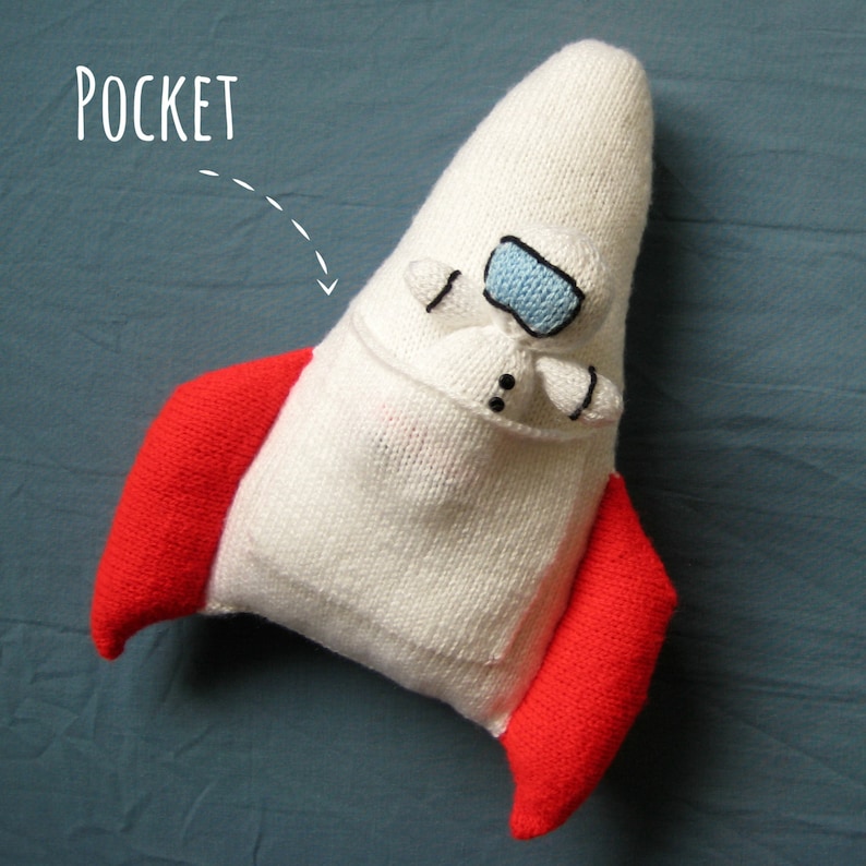 Space Rocket and Astronaut toy knitting patterns image 3