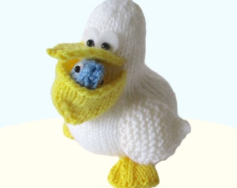 Percy the Pelican toy knitting patterns