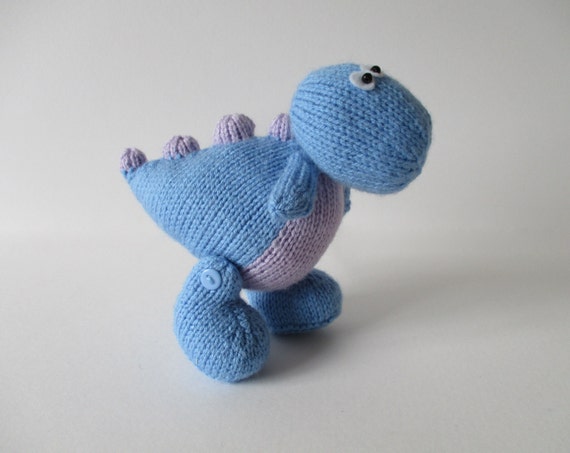 Dippy the Dinosaur toy knitting pattern