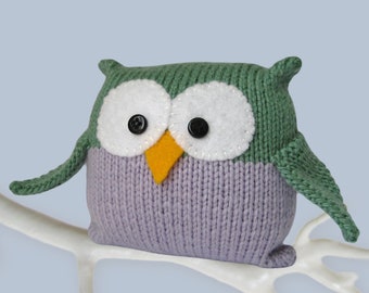 Tooley Owl toy knitting pattern