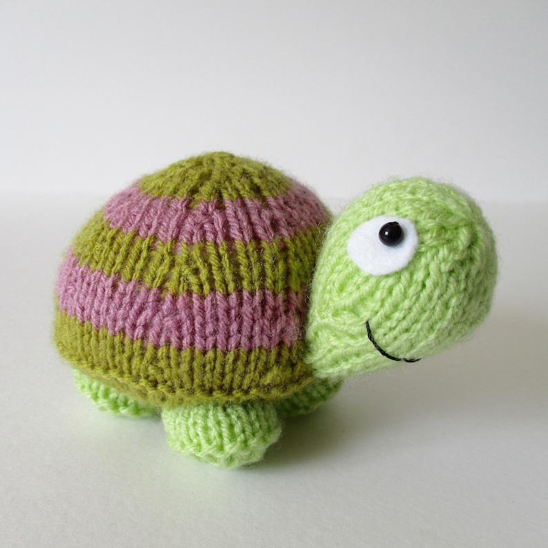 Tavistock Tortoise toy knitting pattern image 4