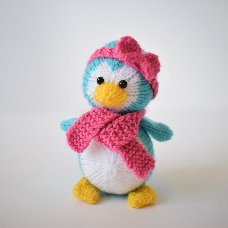 Penny the Penguin toy knitting pattern image 4