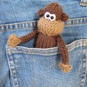 Pocket Monkey toy knitting pattern image 3