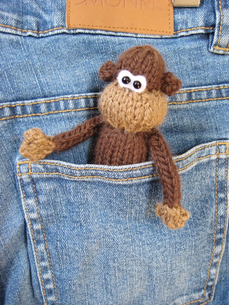 Pocket Monkey toy knitting pattern image 3