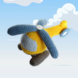 Helicopter toy knitting pattern