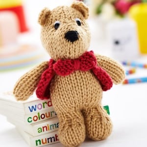 Modelli di maglia per il giocattolo George Bear