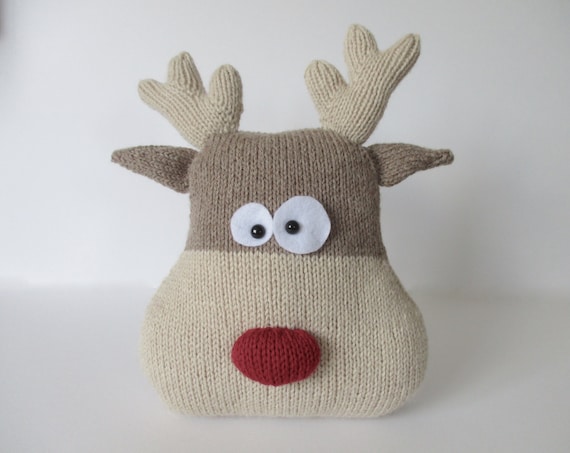 Reindeer Cushion Knitting Patterns