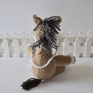 Henry the Horse toy knitting patterns image 4