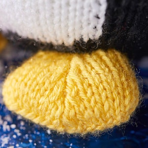 Chilly Charlie Penguin toy knitting pattern image 4