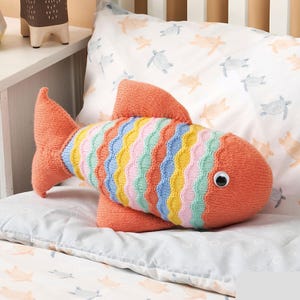 Tropical Fish Cushion knitting pattern