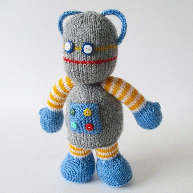 Beeper the robot toy knitting pattern image 4