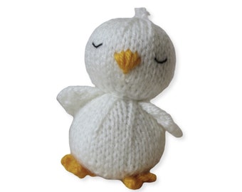 Sleepy chick toy knitting pattern