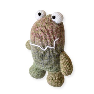 Happy monsters toy knitting pattern image 3