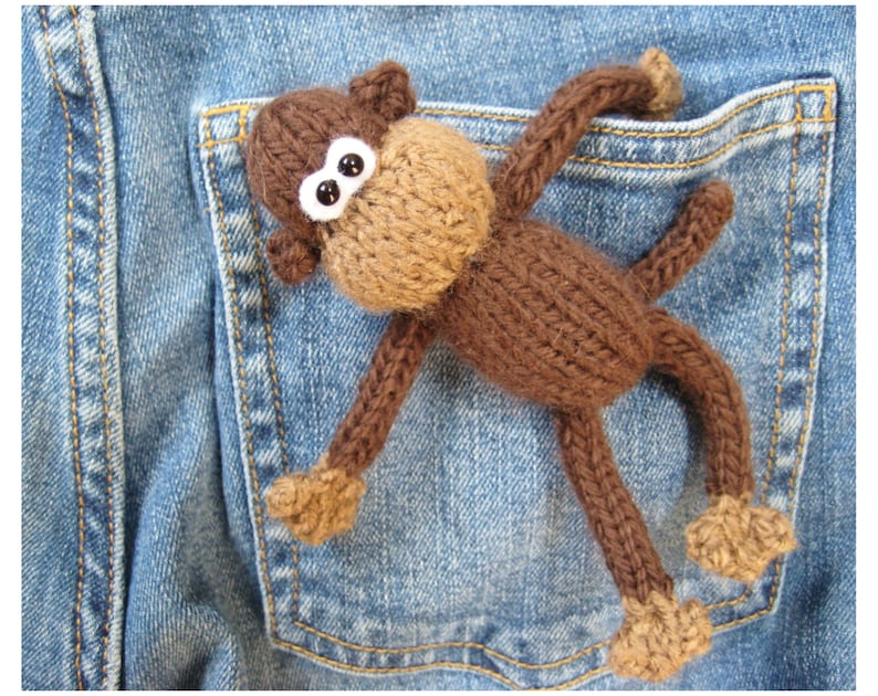 Pocket Monkey toy knitting pattern image 1