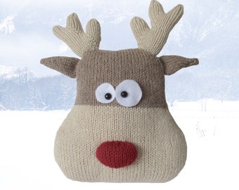 Reindeer Cushion Knitting Patterns