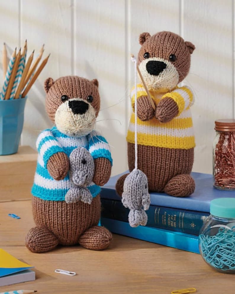 Otters Gone Fishing toy knitting pattern image 1