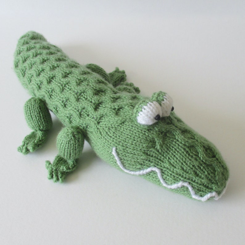 Miles the Crocodile toy knitting pattern image 3