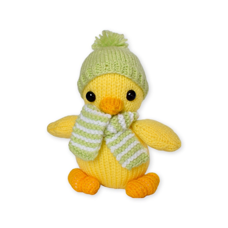 Cuddly Chick toy knitting pattern image 1