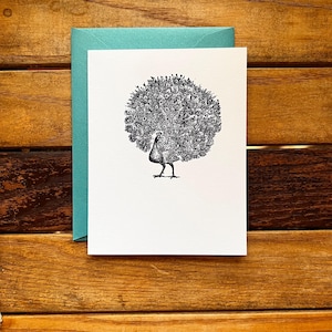 Carte typographique paon, carte de voeux, vierge