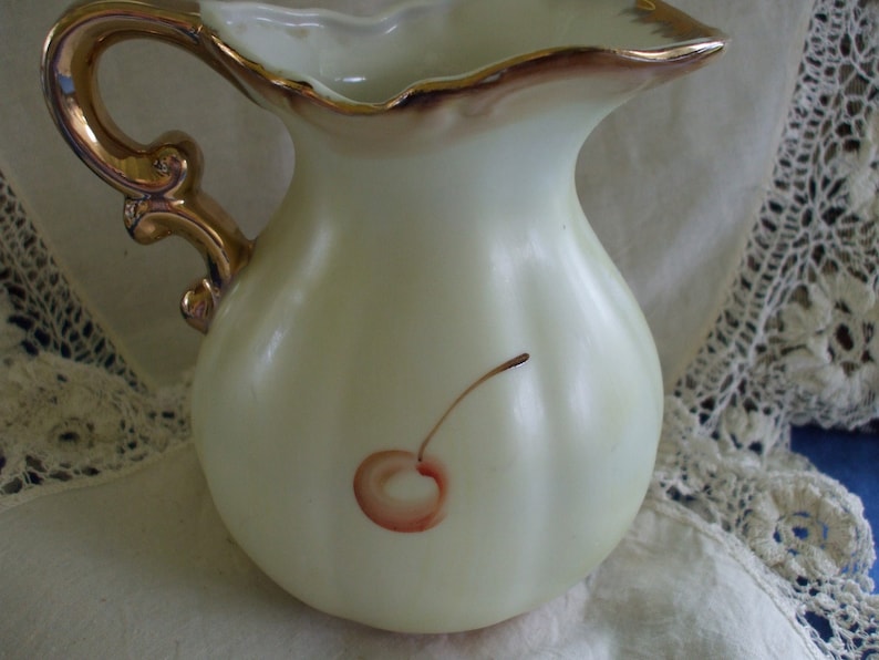 Rubens Pitcher/Basin Porcelain Hand Painted Fruit, Gold Trim Vintage Gifts Collectibles image 4