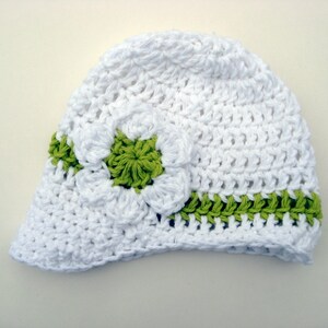 Cotton visor beanie for newborn, stripe of your choice, accented with daisy flower, newborn to four to six months image 2
