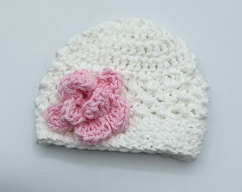 Textured cotton beanie with flower for newborn baby, infant gift, photo prop, white hat with pink flower, custom colors available, crocheted