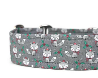 Christmas Foxes Dog Collar: Holiday Pet Collar