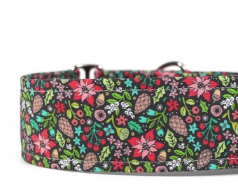 Vintage Floral Christmas Dog Collar: Poinsettia Pinecone Holiday Collar