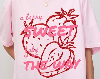 A Berry Sweet Baby-Pregnancy Reveal Shirt-Rainbow Baby Announcement Gift-New Mom to be Gift-Strawberry Baby Shower Gift-Summer Pregnancy Tee