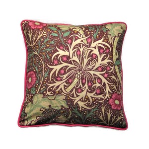 William Morris Seaweed Cushion Cover: Arts & Crafts Throw Pillow
