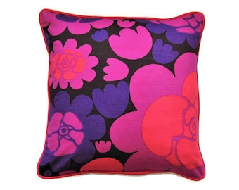 Heals, Ritwa Wahlstrom for Boras "Rapsodi", vintage mid 60s, pink, red and purple cotton cushion cover, throw pillow cover, homeware decor.