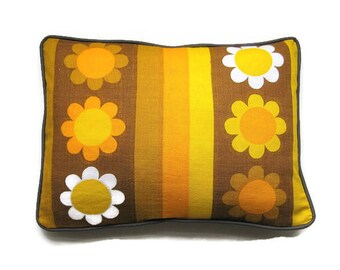 Cushion cover, vintage mid 50s yellow, orange, brown flowers, cotton barkcloth, lumbar throw pillow cover, homeware decor,  14 X 20 ins.