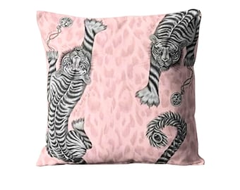 Funda de cojín de algodón satinado Pink Tiger, Clarke and Clarke 14x14