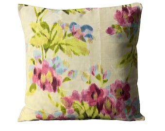 Funda de cojín de seda Rosamund de Designers Guild: almohada floral, lila, rosa y dorado