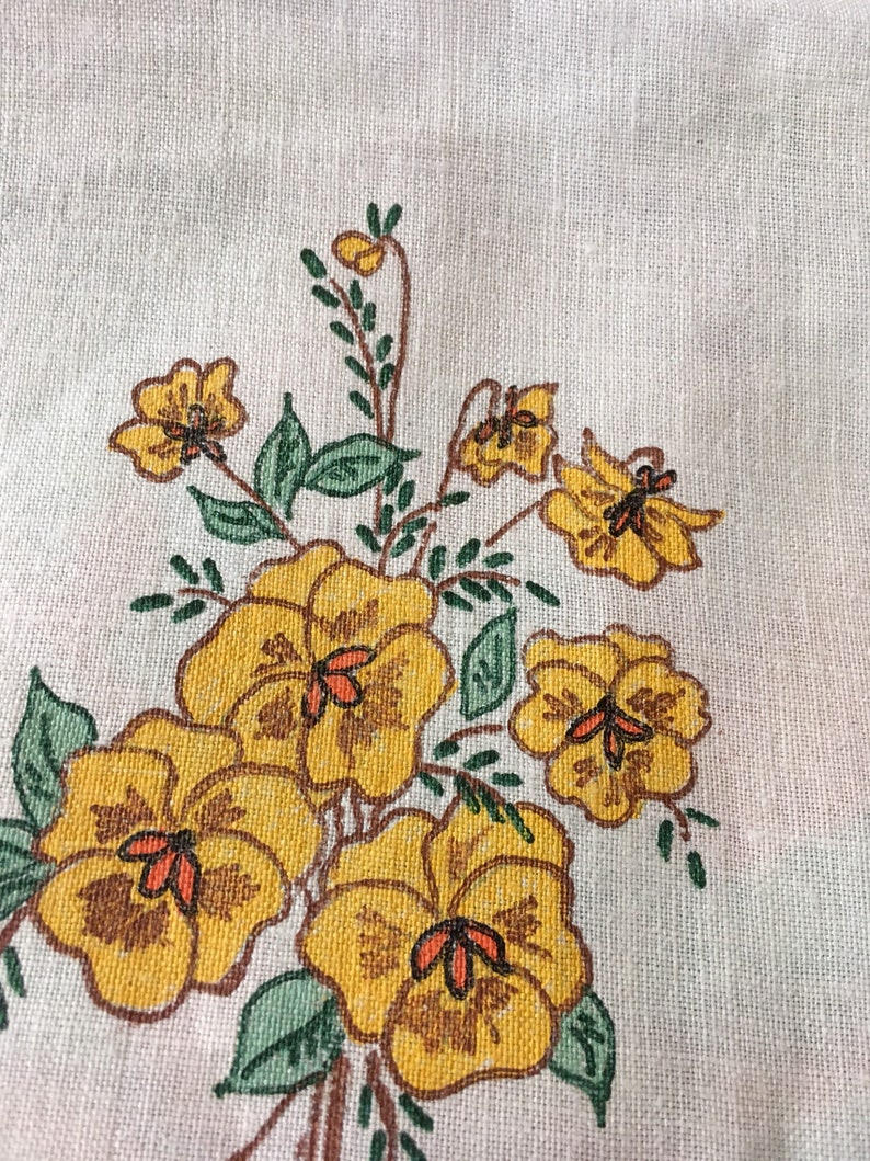 Vintage dresser scarf