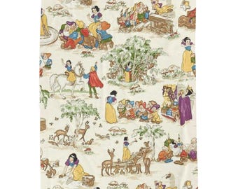 Vintage Snow White Print Blanket
