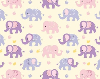 Tela de algodón con estampado de elefantes bebés en tonos pastel. Se vende por medio metro.