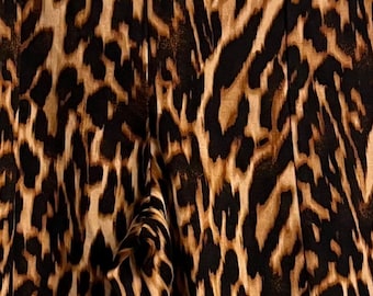 Pantalones de leopardo elásticos y ajustados con clase