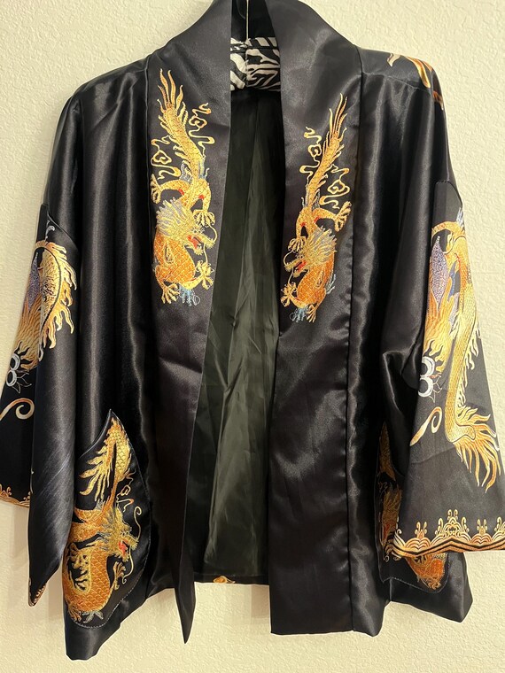 BLACK DRAGON ASIAN kimono View 2