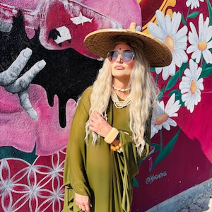 CLASSIC shape OLIVE GREEN drama mesh kaftan