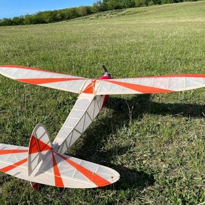 Eaglet RC Vintage Plane  | DXF Plans for Balsa Models | Laser-Cut Ready & DIY Build